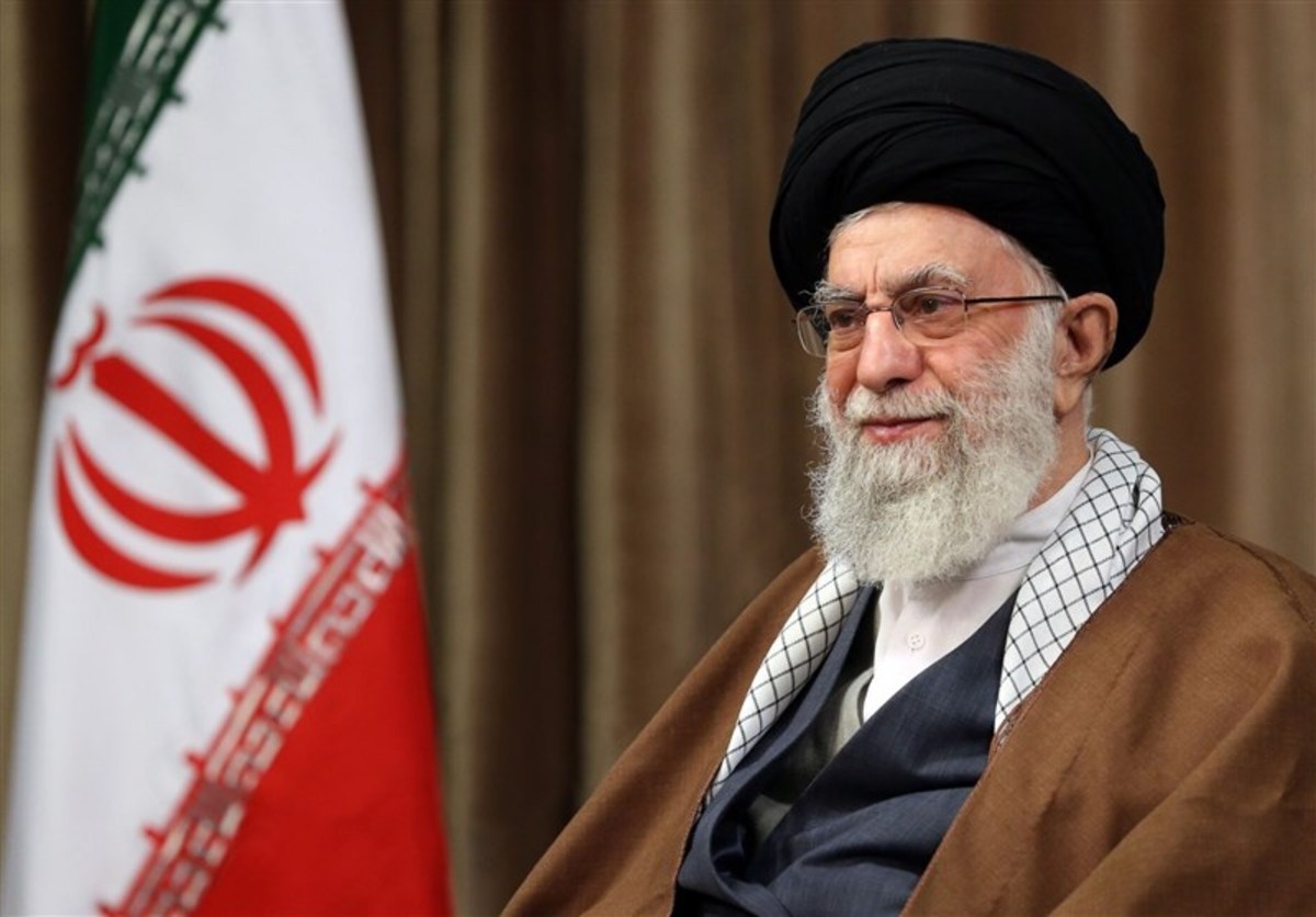 دیدار ۵۰۰ نخبه کشوری با مقام معظم رهبری