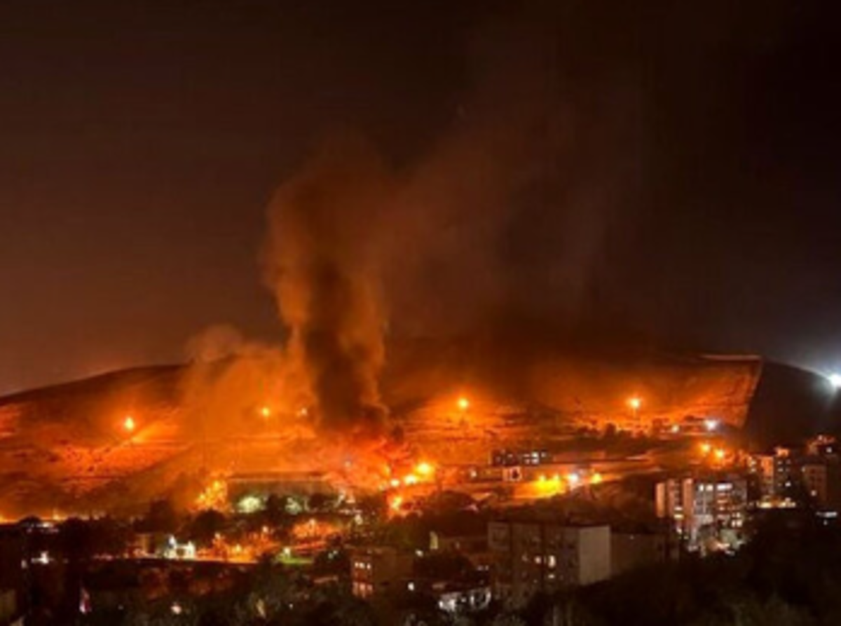 خبر فرار زندانیان اوین وانفجار مین صحت ندارد