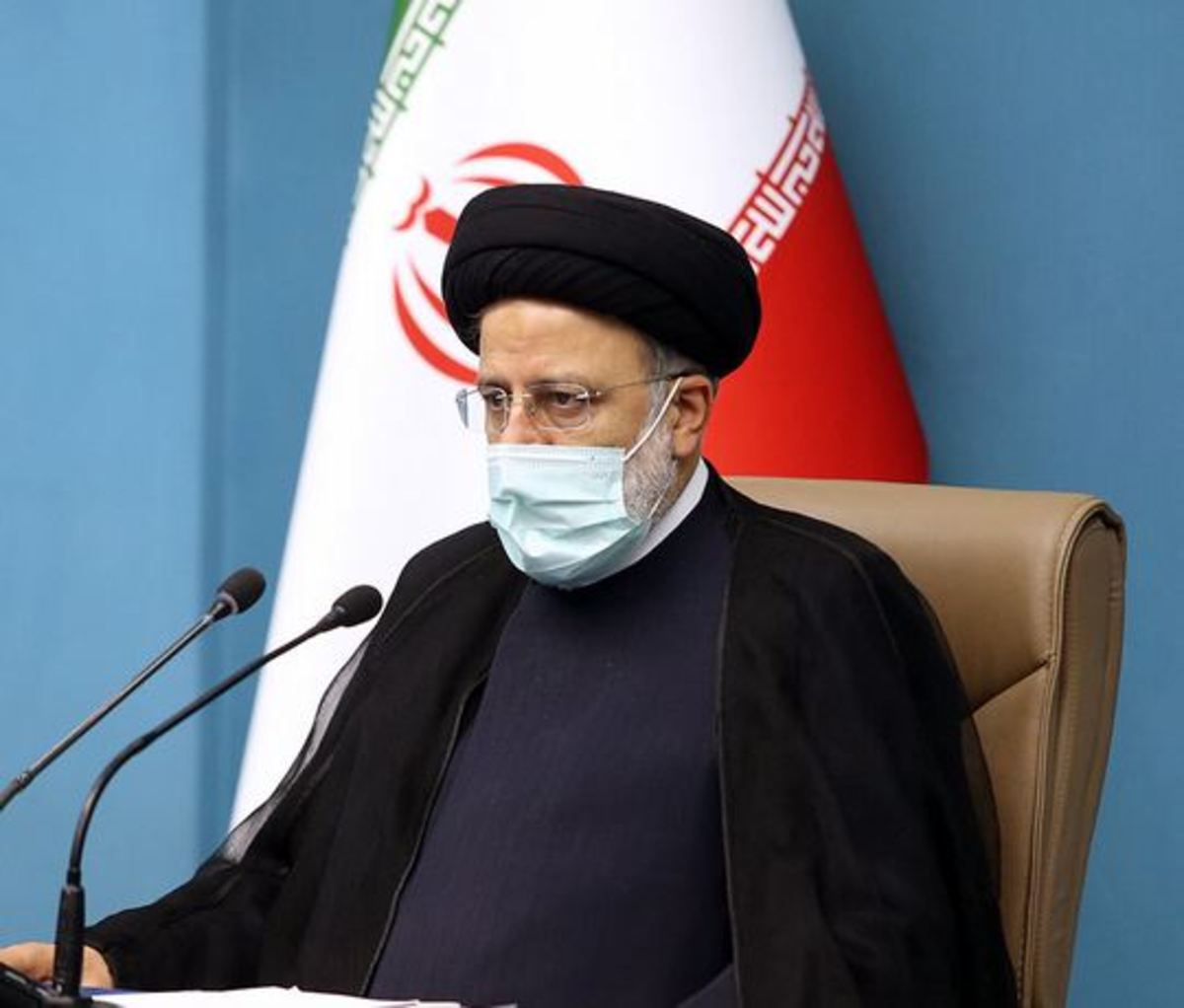 آیت‌الله رئیسی: بازار با پیگیری عالی‌ترین مسئول دستگاه‌های مربوط کنترل شود