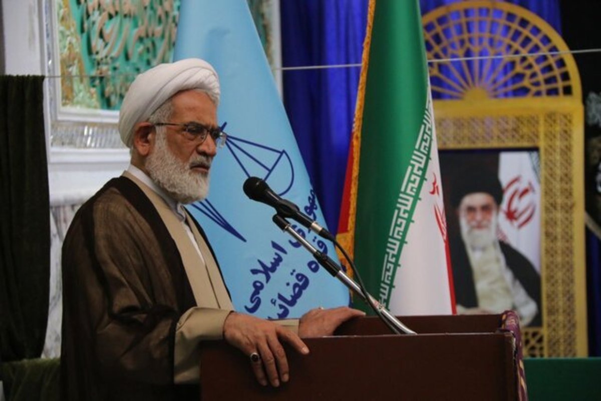 دستگاه قضایی با وجود مشکلات موجود باید به‌طور جهادگونه تلاش کند