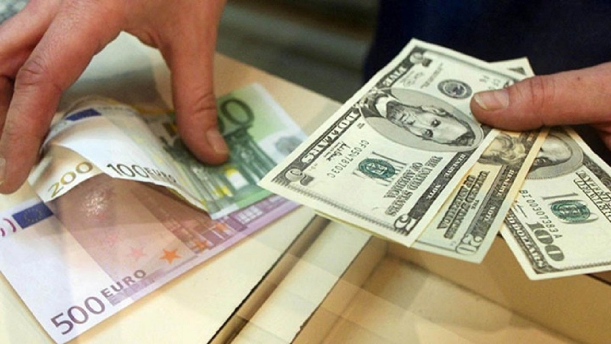 اقدامات دولت لیز تراس منجر به کاهش شدید پوند در برابر دلار شد
