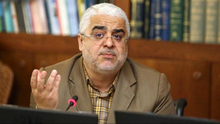انتشار مطالب کذب توسط نماینده سابق و حکم حبس برای وی
