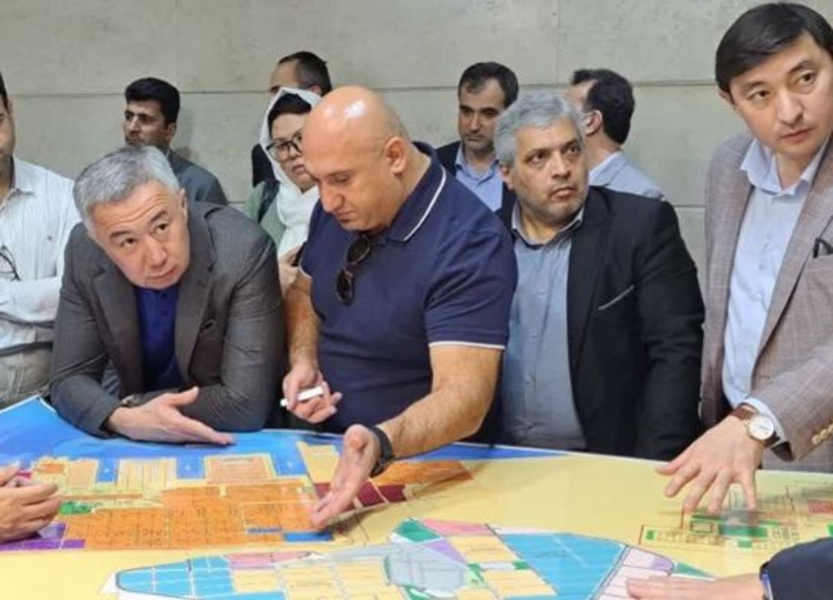 قزاقستان به تاجران ایرانی زمین می‌دهد