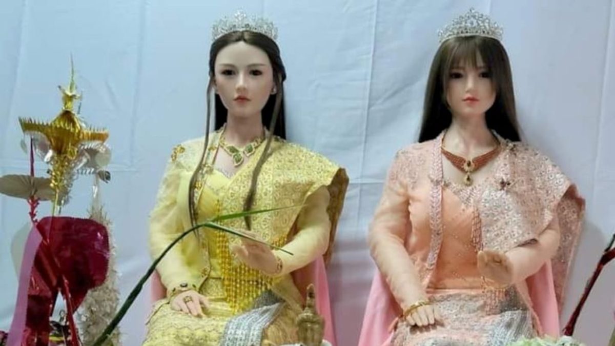 از ازدواج با دو عروسک جنسی تا دستگیری به جرم توهین به مقدسات