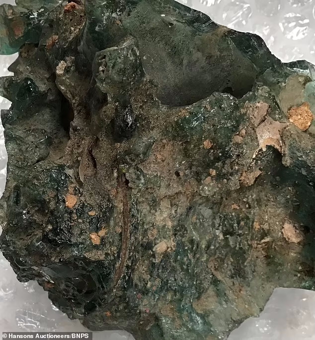 حراج آثار باقی مانده از بمباران تاریخی هیروشیما بعد از ۸۰ سال