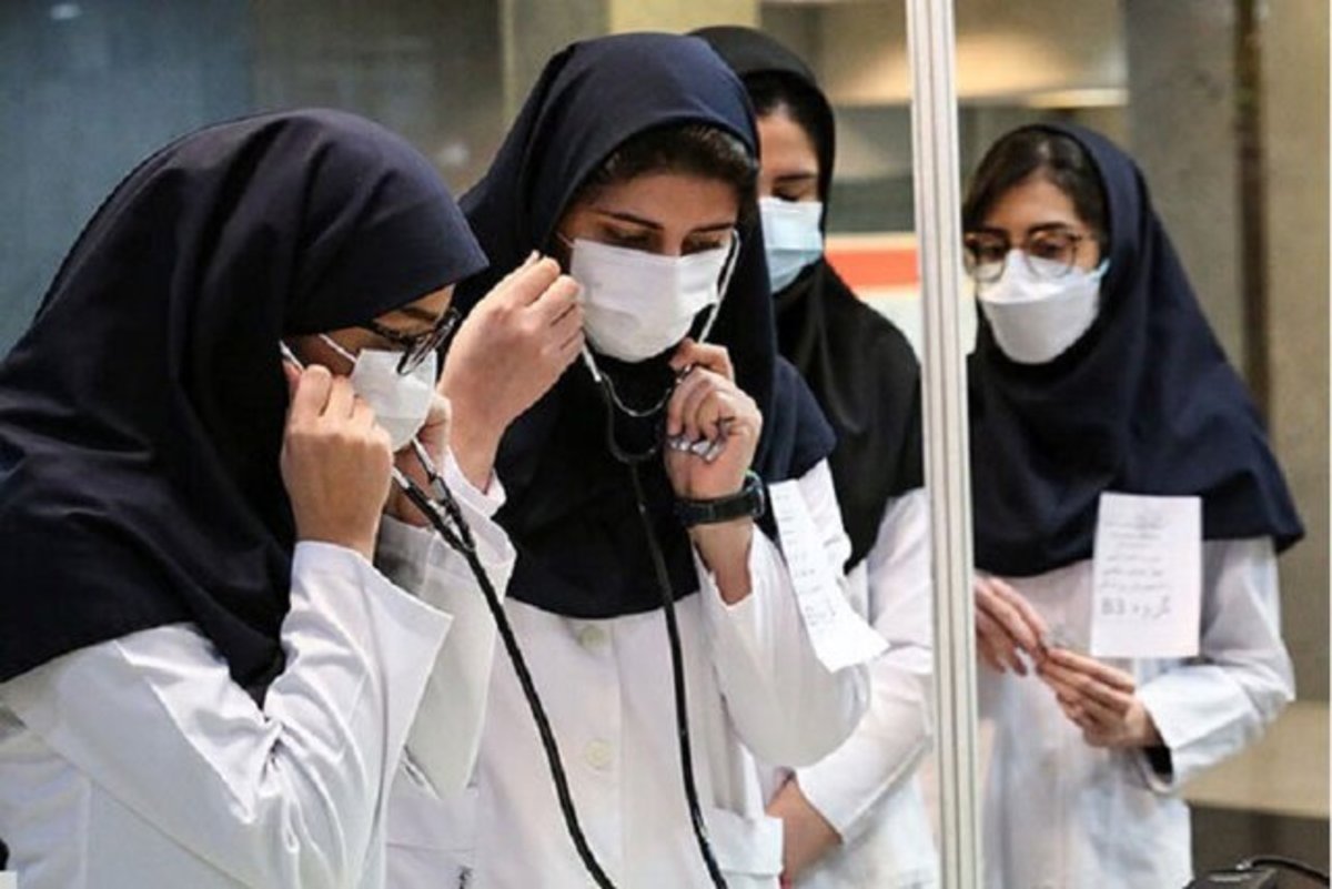 آینده‌ای نامعلوم و نگران کننده پزشکی در ایران/ مهاجرت پزشکان افزایش یافته است
