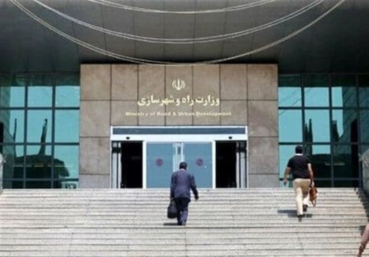 واکنش رئیس‌جمهور به تفکیک وزارت راه و شهرسازی/تفکیک وزارت راه و شهرسازی در دولت بررسی می‌شود