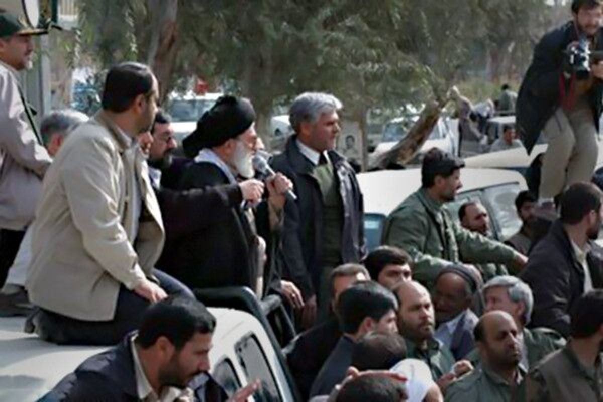 حضور سرزده رهبر انقلاب پس از زلزله بم در قاب مستند «غیر رسمی ۵»