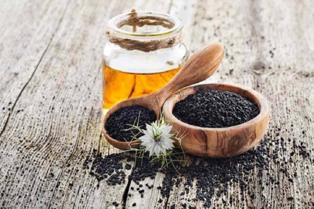 معجزه روغن سیاه دانه برای پوست و مو