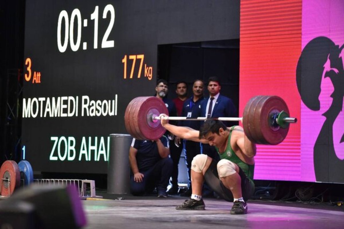 خبر تلخ برای وزنه‌برداری ایران/ معتمدی قهرمانی جهان را از دست داد