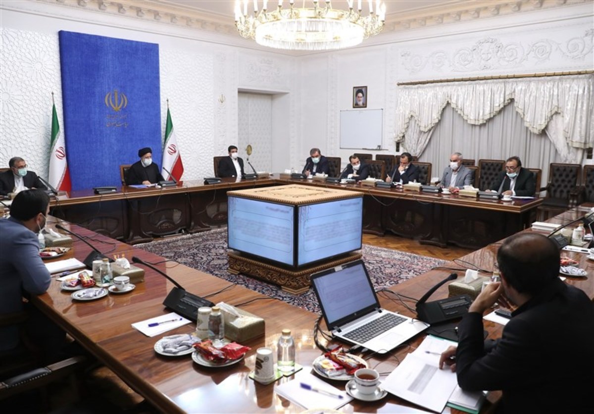 ماموریت بانک مرکزی برای ثبات‌بخشی به بازار ارز با توجه به ذخایر ارزی کشور