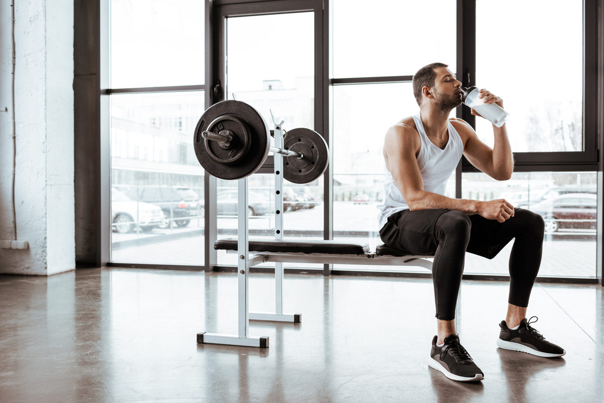 قبل از تمرین‌های ورزشی باید مکمل مصرف کنیم؟