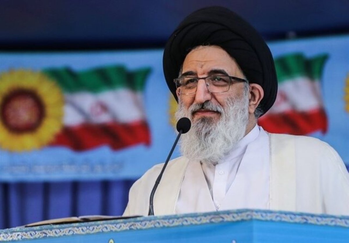 امام جمعه کرج: در جریانات اخیر برای عده‌ای روسیاهی ثبت شد