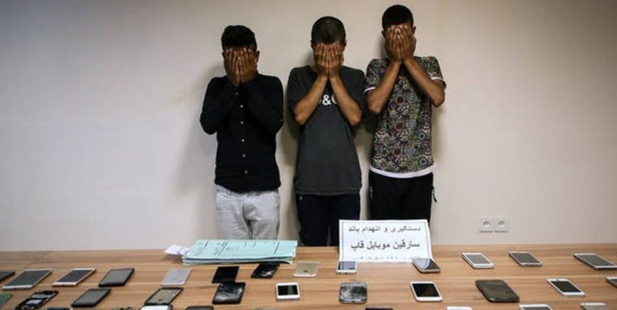 دستگیری دو سارق و کشف ۳۰۰ فقره سرقت