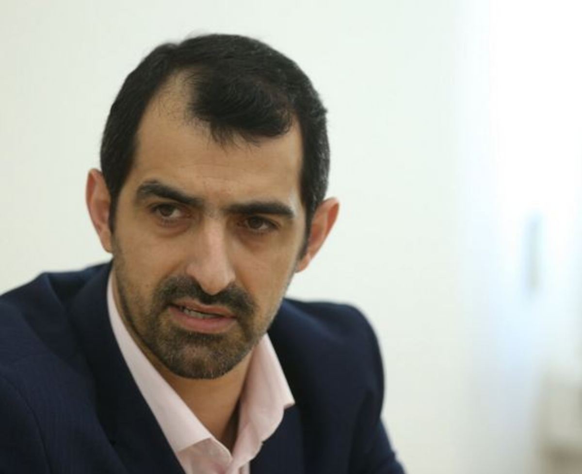 داوری در مسیر عزیزی‌خادم؛ رئیس جوان برکنار می‌شود؟