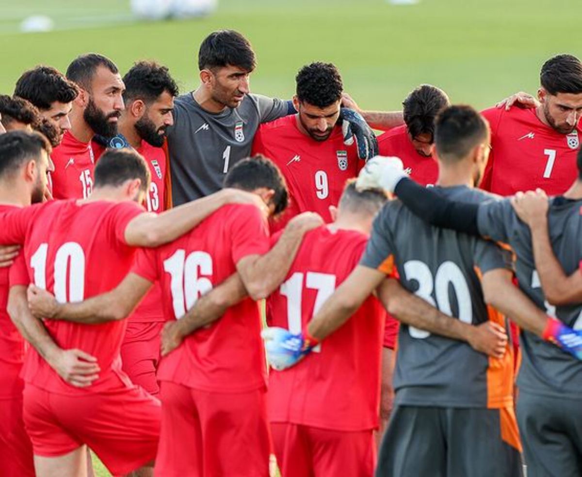 پرهیزکاری: تیم ملی پتانسیل شکست دادن انگلیس و صعود را دارد