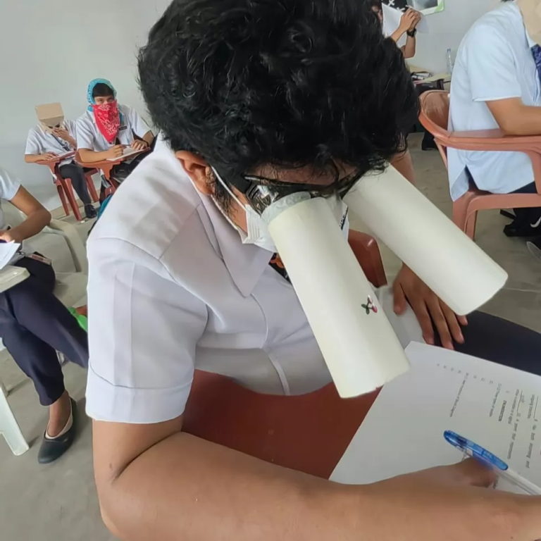 خلاقیت معلم فیلیپینی برای جلوگیری از تقلب کردن دانش آموزانش
