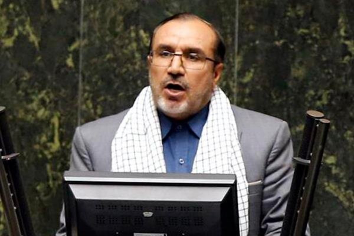 حدادی: قانون رتبه بندی کامل اجرا شود