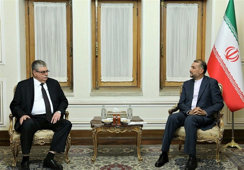 آغاز ماموریت سفرای جدید ونزوئلا و روسیه در ایران