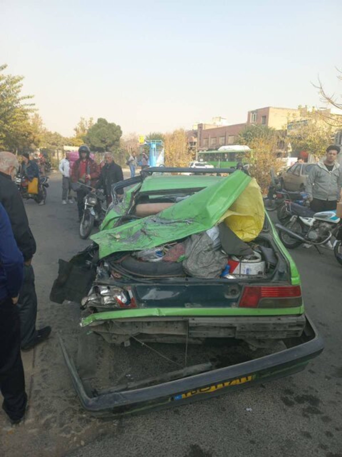 جزییات برخورد اتوبوس با ۳ تاکسی در میدان شوش