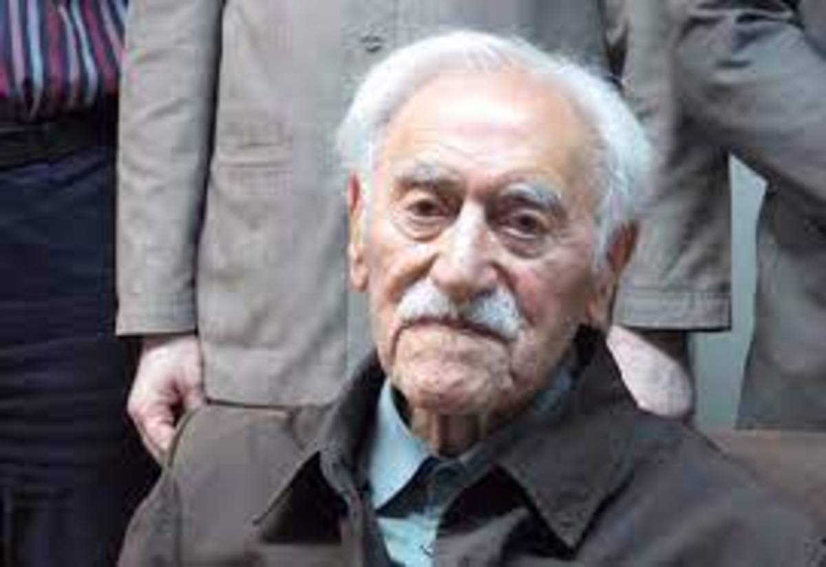 «مفتون امینی» درگذشت
