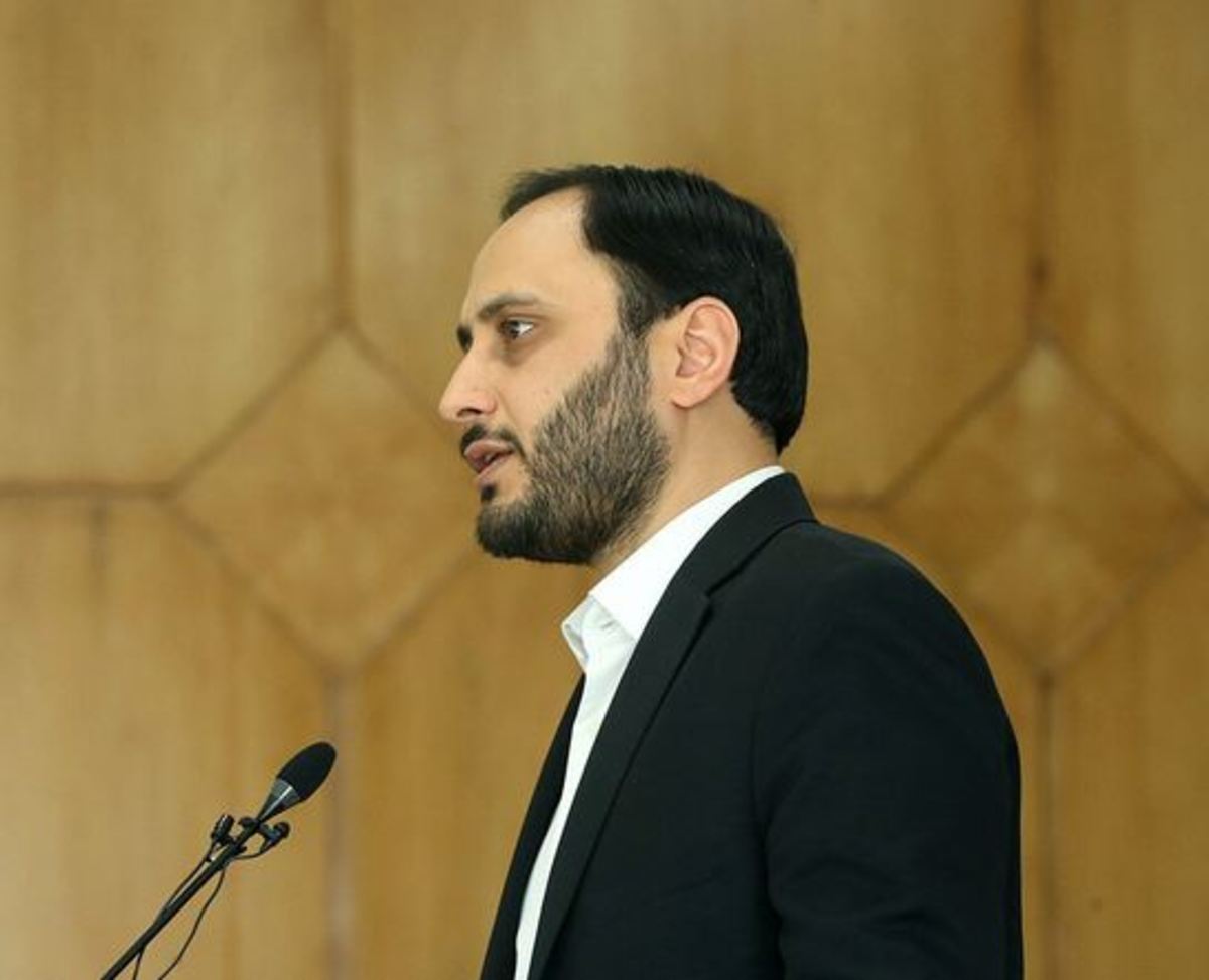 بی‌اعتمادی به توانمندی‌های داخلی علت عقب‌ماندگی دهه ۹۰ بود
