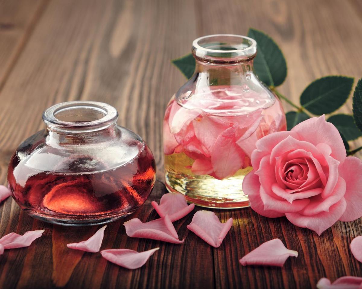 ارزش باورنکردنی روغن گل سرخ کشمیری در هند