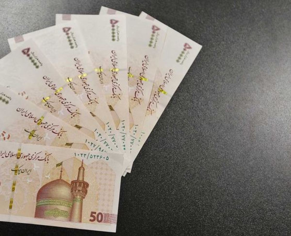 رکورد ۱۰ساله سهم پول از نقدینگی مربوط به اسفند ۹۱ است