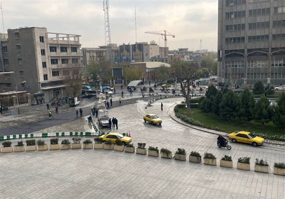 بازگشایی میدان امام خمینی (ره) در منطقه ۱۲،