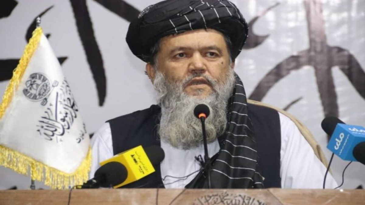 ۲۰ هزار عالم دینی را در دولت جذب می‌کنیم