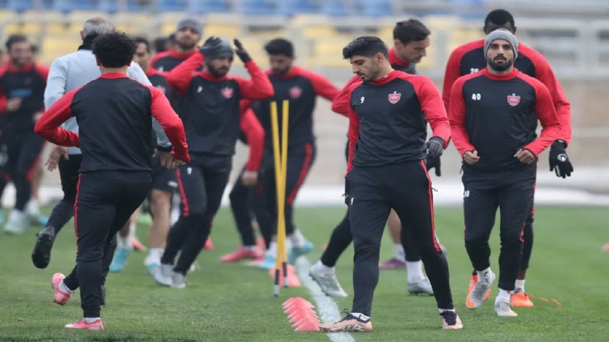 عدم حضور محمد عمری به دلیل مصدومیت در تمرین پرسپولیس