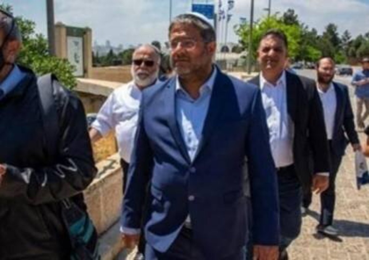 بن گویر: تهدیدات باعث نمی‌شود دست از اقداماتم بردارم