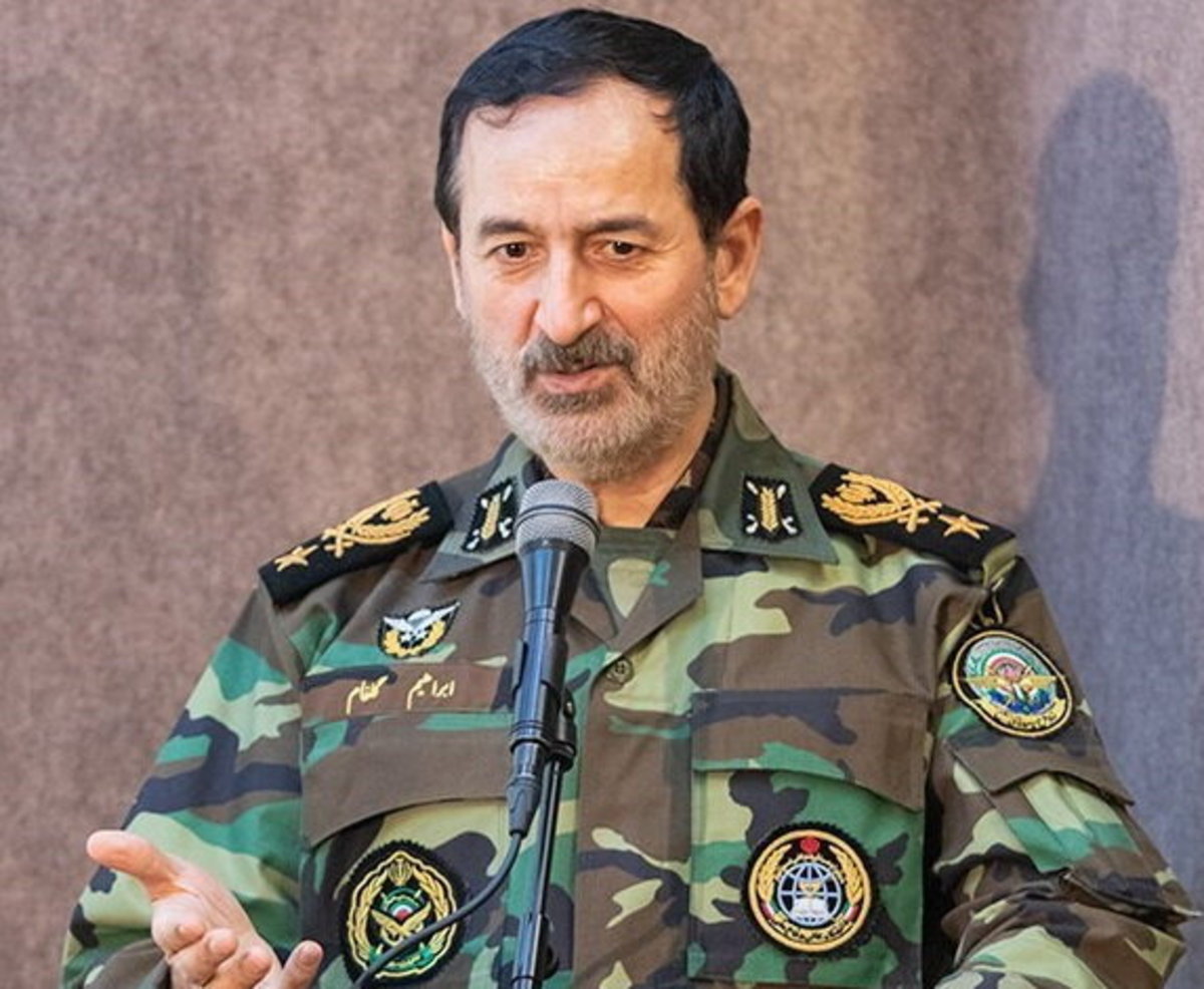 حاج قاسم فرهنگ و روح مقاومت را تقویت کرد/ولایت مداری حاج قاسم بی‌نظیر بود