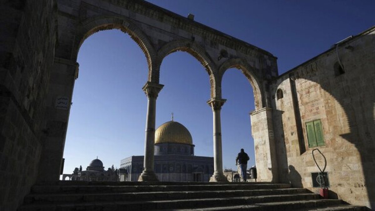 رژیم صهیونیستی محدودیت ورود فلسطینیان به قدس را پیش از ماه رمضان کاهش می‌دهد
