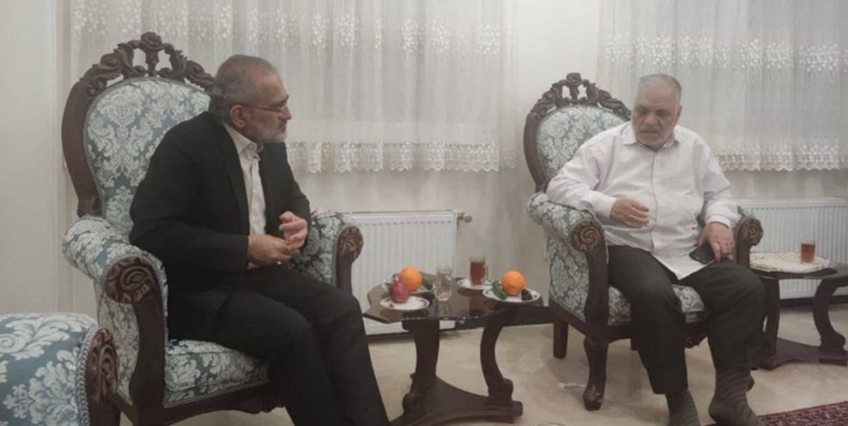 حسینی: ۱۲ فروردین روز بزرگداشت جمهوریت و اسلامیت نظام اسلامی است