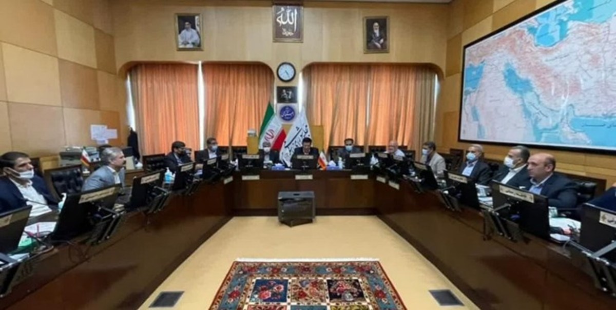نشست اعضای کمیسیون اجتماعی با وزیر کار/ رحمانی: مرتضوی نسبت به حل مشکلات و بهبود وضعیت امیدوار بود