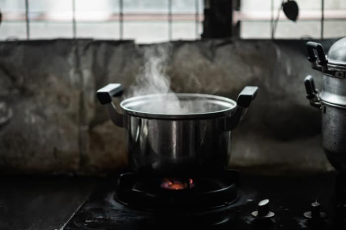 نکات قابل توجه در مورد استفاده از ظروف تفلون نکات قابل توجه در مورد استفاده از ظروف تفلون