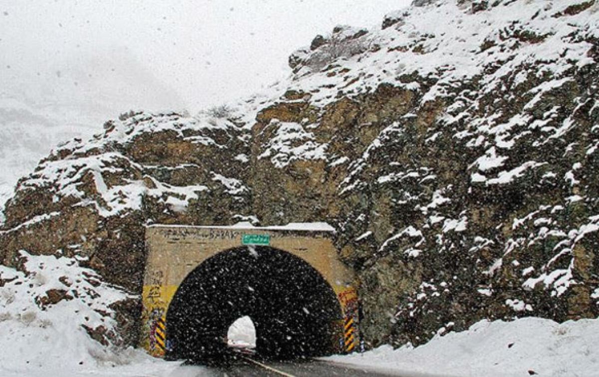 کندوان مسدود شد؛ ترافیک نیمه سنگین در محور هراز