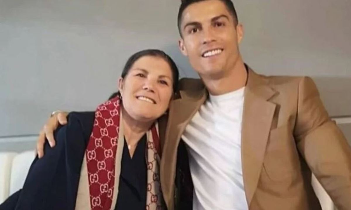 پای سلنا گومز و کریس رونالدو به مصلای امام خمینی باز شد!