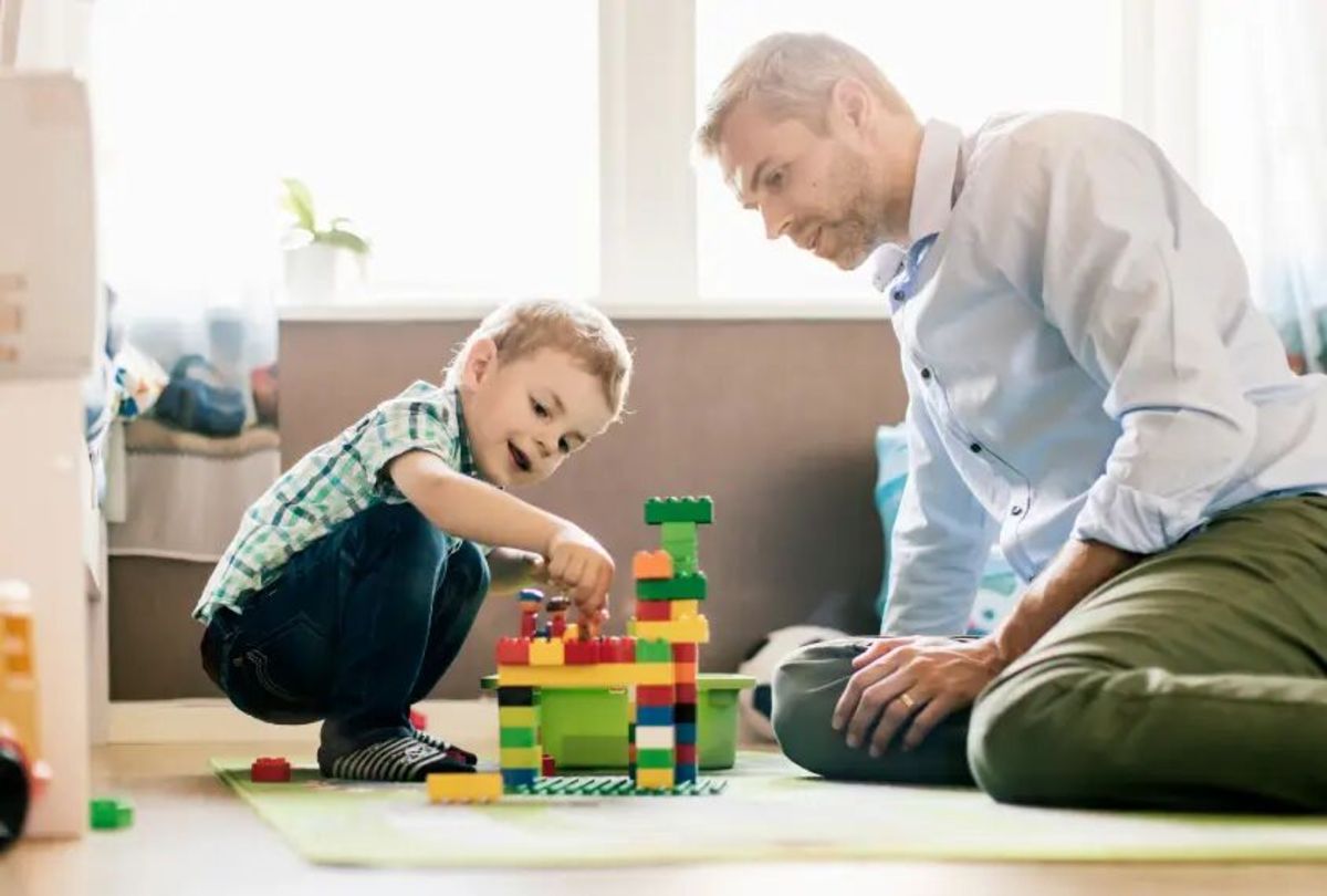 روش صحیح تشویق کودکان را بیاموزید
