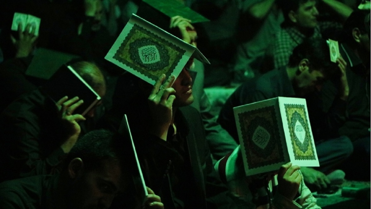 طنین ندای مومنان شب زنده دار کهگیلویه و بویراحمدی در دومین شب از لیالی قدر