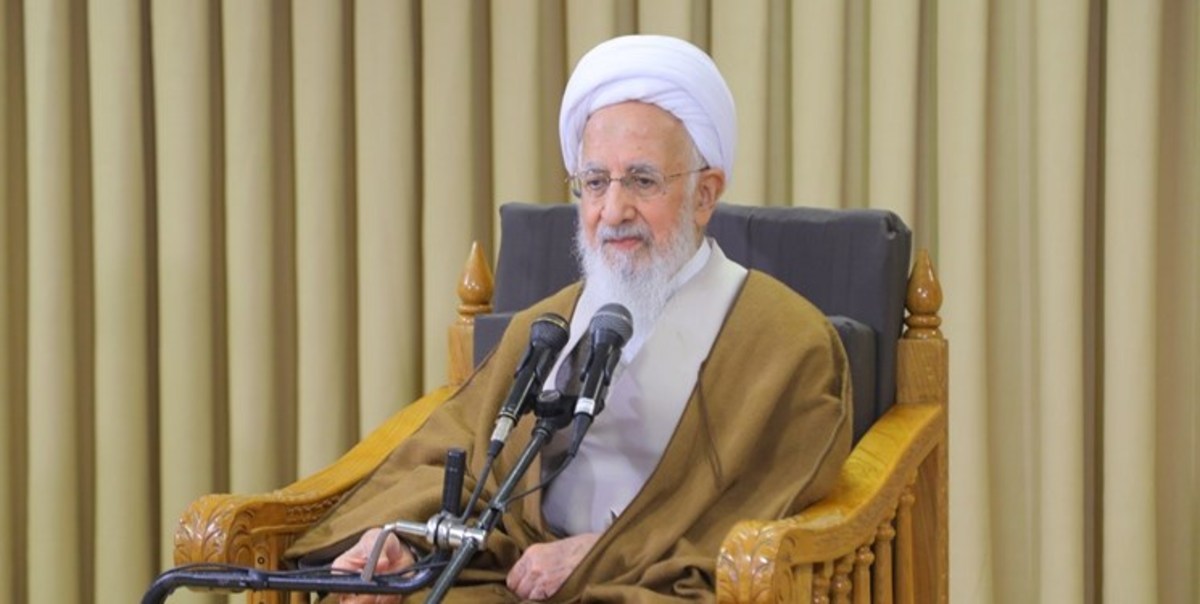 آیت‌الله جوادی آملی: حضور همگان در راهپیمایی روز قدس تقویت مظلوم و تضعیف ظالم است
