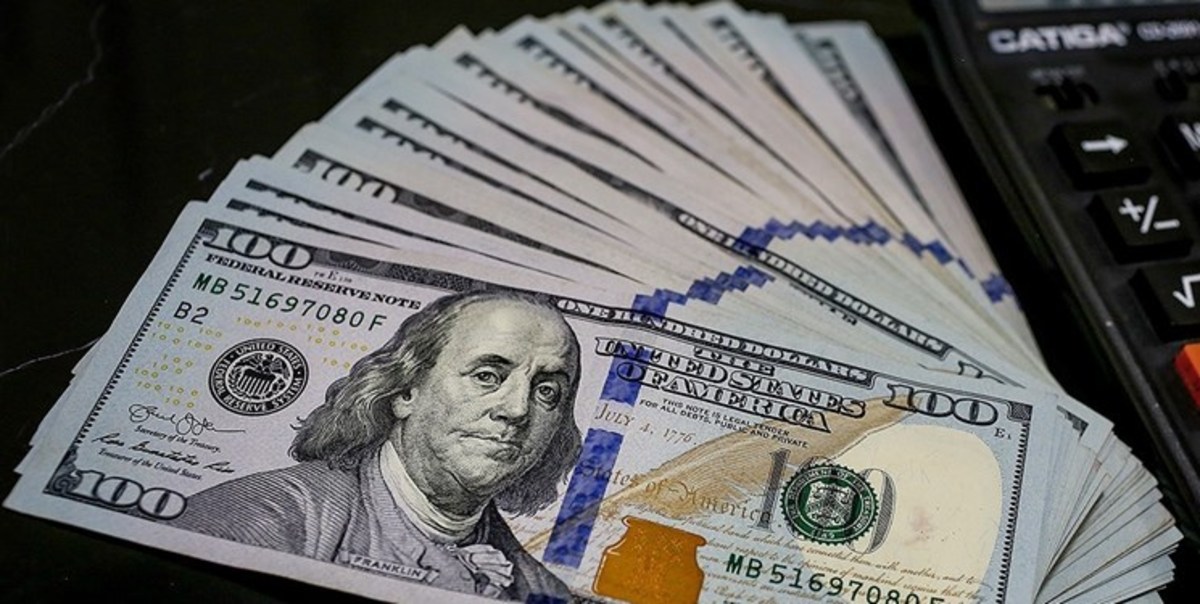 نقره داغ قاچاقچیان ارز در شیراز