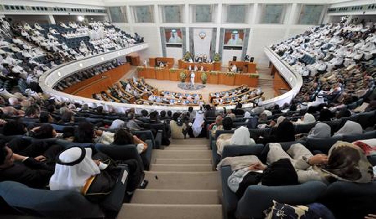ولیعهد کویت پارلمان را منحل کرد