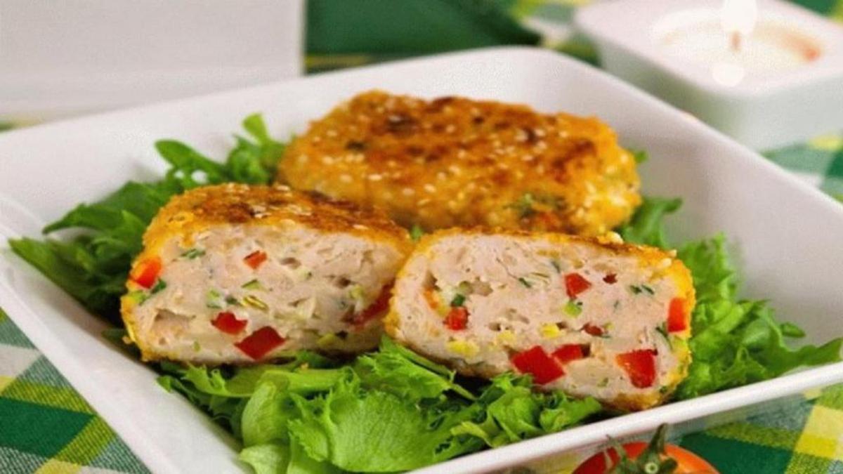 برای شام این کوکوی مغذی و بی نظیر مرغ را برای خانواده درست کنید