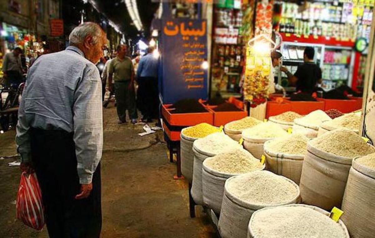 بازارگردی رمضانی در محلات/تفاوت قیمت‌ها اینجا هم خودنمایی می‌کند