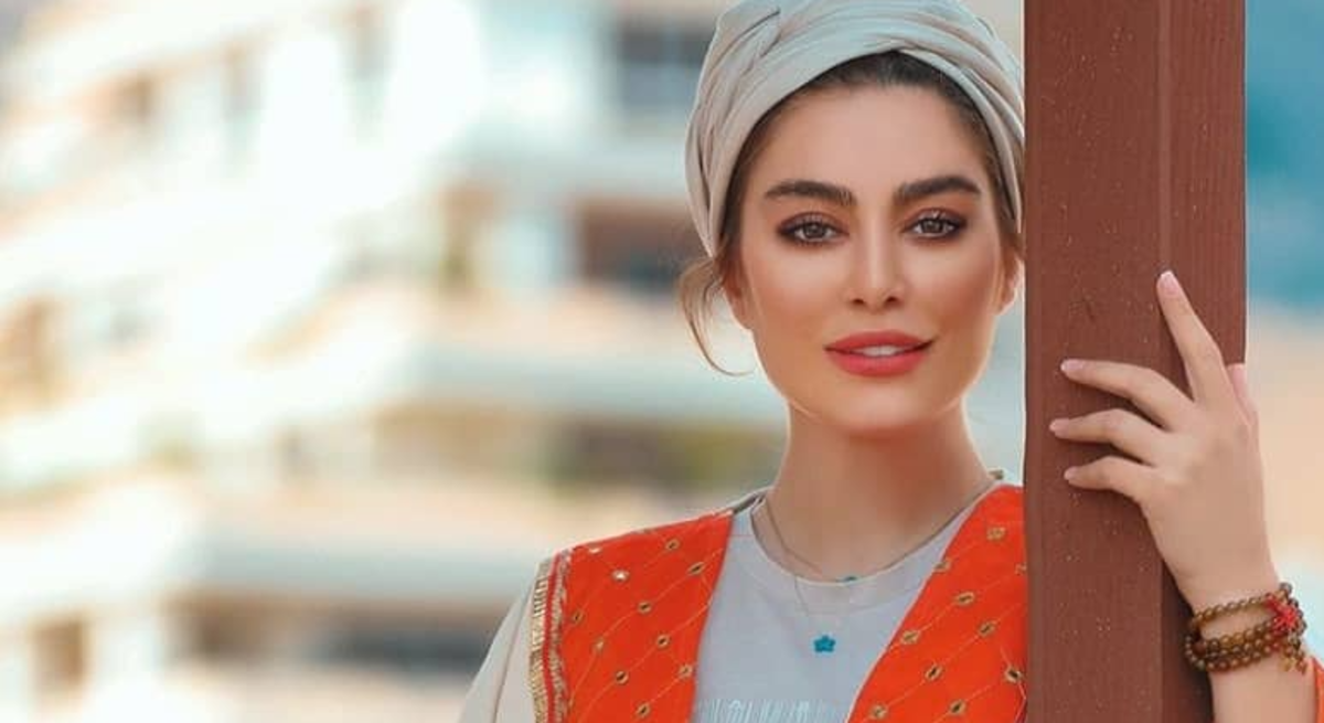 نیو فیس ۱۴۰۲ از سحر قریشی در کشور عربی + عکس