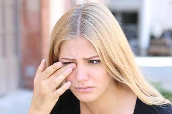 هنگام استفاده از لنز چشم این نکات حیاتی را فراموش نکنید