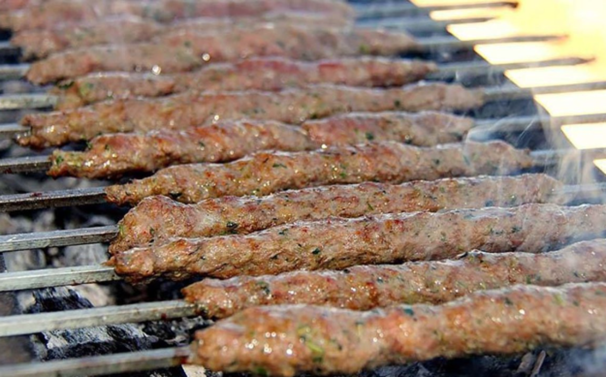 خطرات خوردن کباب کوبیده