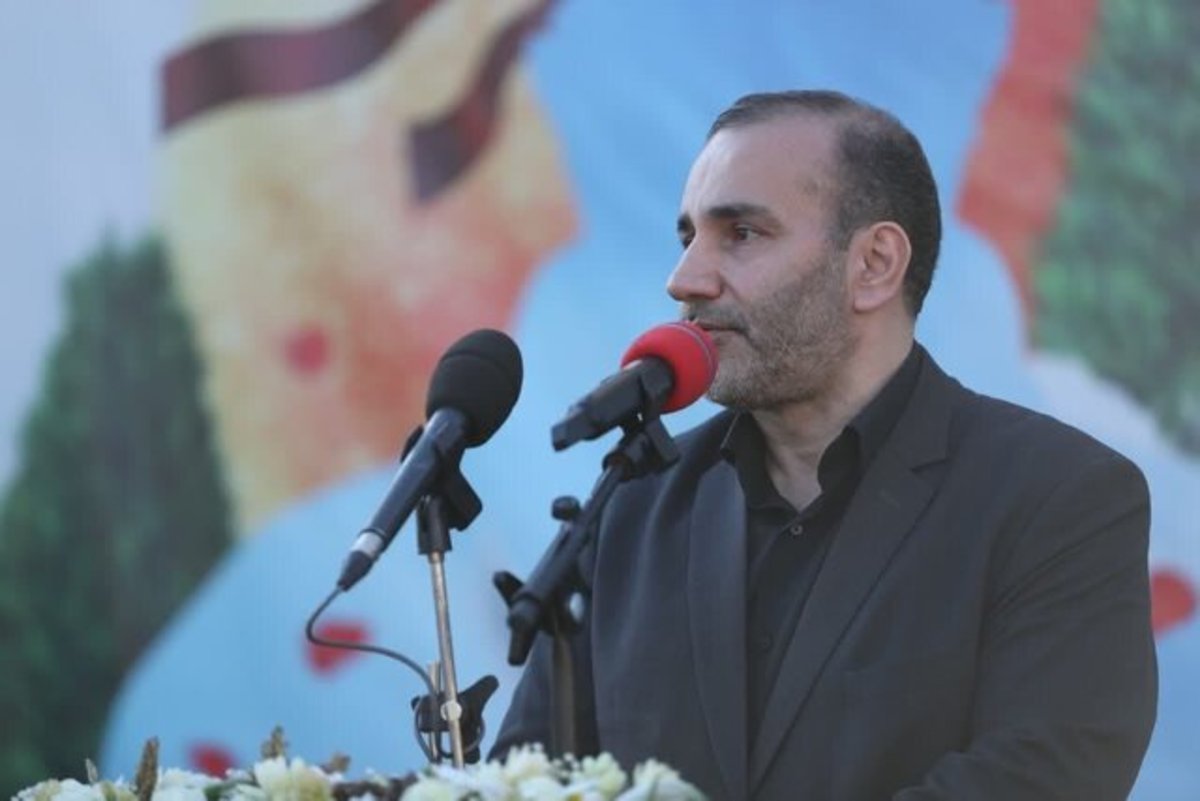 به نهادینه کردن تفکر شهدا نیاز داریم